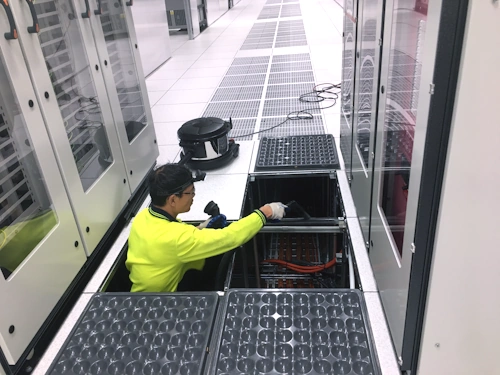 Data centre sub-floor cleaning vacuum