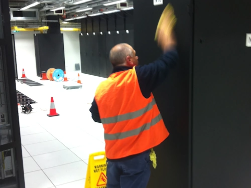 Data centre post-construction cleaning wiping